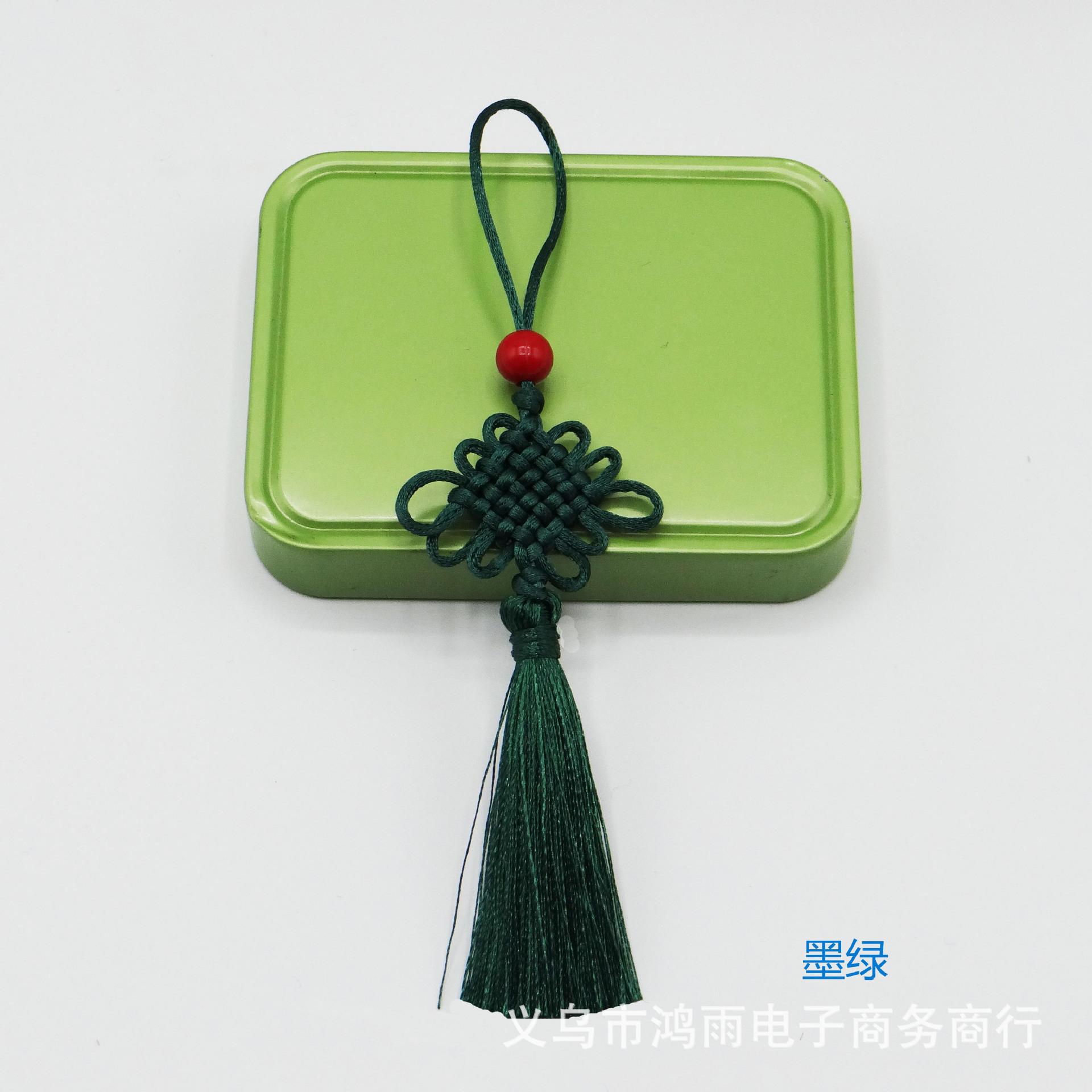 墨绿