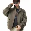 Chaqueta de Cuero PU Patchwork Marca de Moda Hombres Otoño Invierno 2026 Nueva Moda Retro Americana Cuello Alto Chaqueta de Motocicleta para Hombres