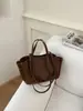 Bolso de mano retro de moda transfronterizo para mujer, nuevo y elegante bolso tote tipo cubo, bolso de hombro y cruzado de nicho