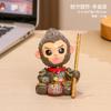Decoração criativa de mesa Wukong Journey to the West National Tide Qi Tian Da Sheng Boneca Hand-run Tide Play Office Station Presente