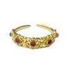 Anillo Abierto de Cornalina Imitación Dorada Medieval Diseño Nicho Lujo Accesible Alta Gama Personalizado Corte Francés Calado