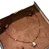 Collar con Colgante de Caballo de la Suerte Esmaltado en Resina y Perlas de Piedra Natural para Mujer Cadena de Clavícula de Gama Alta Exquisita Nicho Año del Caballo