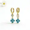 Pendientes Asimétricos de Trébol con Circonita Hechos a Mano de Nicho, Chapados en Cobre con Oro de 18 Quilates, Pinzas para Orejas y Accesorios para Orejas de Lujo Ligero para Mujer