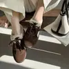 Zapatos Casuales de Cordones con Suela Gruesa Nueva Colección Primavera 2025 Color Bloqueado de Moda Piel de Oveja Negro Caramelo Plata Zapatos para Mujer