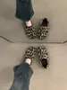 2026 Zapatos Nuevos de Algodón Slip-on Zapatos de Felpa y Piel Mocasines Cálidos para Mujer Estilo Retro Puntos Birkenstock Fieltro Otoño Invierno