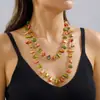 Collar Bohemian de Conchas Naturales y Cristal Apilado Colorido Bloqueado de Cuentas Largo de Doble Capa Accesorio para Vacaciones en la Costa