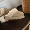 Novas Pantufas de Lã Teddy para Mulheres, Sapatos com Solado Grosso que Aumentam a Altura, Botas de Neve de Couro Bovino Espessadas e Forradas com Lã, Solados Antiderrapantes para Exterior