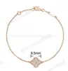 Pulsera Mini Trébol de Cuatro Hojas Flor Única Chapada en Oro Rosa de 18 Quilates con Ágata Roja, Artesanía de Precisión CNC, Directamente de la Fábrica Fuente
