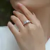 Anillo de Propuesta y Compromiso Moderno Europeo y Americano, Anillo de Moissanita de Plata de Ley S925, Lujo Ligero, Discreto, Versátil para Mujer