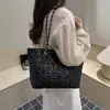 Bolso de Hombro Elegante con Cadena y Bordado Acolchado para Mujer 2026 Verano Bolso Tote Casual para el Trabajo con Bordado Acolchado