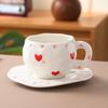 Taza de Café de Cerámica con Platillo Inspirada en Estilo Coreano Ins, Pintada a Mano con Corazón, Taza Pequeña Creativa Irregular Pintada a Mano con Flores Pequeñas