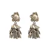 Pendientes de borlas con forma de hoja de perla y aguja de plata, diseño de personalidad de viento frío, pendientes de temperamento de Joker de nicho, venta al por mayor