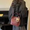 Bolso Pequeño Retro Estilo Coreano para Mujer 2026 Primavera Nueva Moda Tendencia Alto Valor Simple Casual Bolso Cubo para Mujer