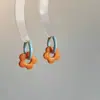 Brincos de flor novos de primavera cor doce dopamina moda cor contrastante pequeno fresco simples Joker pequeno brinco de orelha