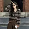 Cardigan de Tricô Listrado Color Block Elegante com Decote V para Mulheres, Estilo Coreano, Caimento Solto, Versátil, Casaco Suéter de Outono, Top Leve