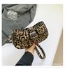 Bolsa Pequena Fashion com Estampa de Leopardo para Ir ao Trabalho, Novo Modelo 2026, Bolsa Transversal de Nicho Leve e Luxuosa, Bolsa de Ombro Tendência Popular para Mulheres