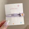 Elegante presilha frontal com design de bico de pato, presilha lateral fofa para fios soltos, pequeno grampo floral estilo Chanel, novo modelo 2026 de acessório de cabelo