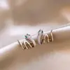 Pendientes Temperamento Tachonados de Diamantes Diseño de Nicho Tachuelas Estilo Frío Año del Serpiente Personalidad Moda Lujo Ligero Accesorios de Pendientes del Zodiaco