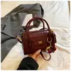 Shuai Mi Jia Bolso Pequeño Cuadrado Portátil Simple y Elegante Verano 2026 Nuevo Bolso de Hombro a la Moda Versión Coreana Bolso Cruzado de Nicho