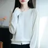 Ropa de abrigo de principios de otoño: cárdigan de mujer con cuello redondo, corte holgado, fino, hecho de lana merino fina, top simple y versátil