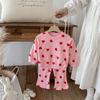 Traje para Niñas Estilo Coreano Niños de Talla Pequeña y Mediana 2025 Otoño Nuevo Estampado de Corazón Bebé Niña Princesa Conjunto de Dos Piezas para Niños