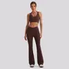 Novo conjunto de yoga flared de cintura alta com decote V para mulheres com gola halter cruzada, toque nude, conjunto de Pilates fitness que levanta o bumbum e aperta a barriga