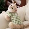 Ropa de Terciopelo a Cuadros para Gatos de Otoño e Invierno que se Puede Pasear con Dos Patas, Engrosada y Cálida, Ropa para Mascotas Perro Teddy Pequeño y Mediano