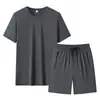 Traje deportivo casual de verano para hombre, conjunto corto transpirable de seda helada para correr y actividades al aire libre, conjunto de dos piezas de manga corta y pantalones cortos hasta la rodilla, talla grande