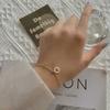 Pulsera de Zirconia Redonda Micropavimentada Marca H para Mujer Verano Coreana Elegante Lujo Accesible Pulsera Simple Joyería de Mano de Nicho