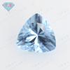 Fertilizante Huagang Gema Triángulo 106# Cristal Afilado Azul Piedra en Bruto al por Mayor Gema de Color Azul Claro Sintético Fondo Afilado