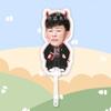 El concierto de Hu Yanbin para recoger la tarjeta de felicitación de un fanático de la cabeza grande debería ayudar a sacudir el ambiente.