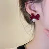Brincos de seda vermelho vinho de Natal femininos outono e inverno 2024 explosões franceses luxo leve brincos de alta qualidade atacado