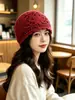 Chapéu de Cobertura para Cabeça Feminino de Inverno Novo Estilo Chapéu Crochê Cobertura para Cabelo Branco Flor Chapéu de Lã Elegante para Senhoras Lenço de Cabeça Chapéu de Tricô Vazado