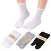 Calcetines de dos dedos de fábrica para hombre y mujer, calcetines de zueco de moda para interior, valgo de dedo gordo del pie, calcetines ortopédicos de dedos japoneses, venta al por mayor