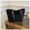 Bolsa de grande capacidade feminina 2024 nova moda moderna bolsa de classe para todos os tipos de viagem bolsa de ombro elegante bolsa tote