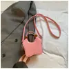 Bolsos de Moda Tendencia para Mujer 2026 Primavera Nuevo Bolso Cruzado Bolso Cuadrado Pequeño con una Textura Simple y Elegante