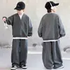 Roupas Infantis Conjunto de Roupa de Primavera para Meninos 2026 Novo Estiloso Moletom Infantil Conjunto de Duas Peças Esportivo Primavera e Outono Tendência