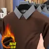 Suéter de Mezcla de Lana para Hombre con Forro de Felpa y Engrosamiento Nuevo Llegado Invierno 2026 Cuello Solapa Falso Dos Piezas Suéter Cálido de Manga Larga para Hombre