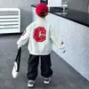 Q083 Chaqueta de Béisbol para Niños, Nuevo Estilo Primavera y Otoño, Atuendo de Bebé de Moda, Chaqueta Blanca para Niños para Otoño