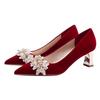 Zapatos de Boda Xiuhe Zapatos de Mujer Rojo Tacón Grueso No Cansan Tacones Altos 2025 Nuevo Chino Punta Afilada Zapatos para Brindis de Boda