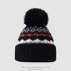Gorro de punto cálido y grueso con forro de polar y pompón, gorro elegante y versátil que protege las orejas para mujer