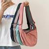Alça de ombro larga de nicho de grande capacidade Coreia do Sul Bolsa Primavera Bolsa Crossbody de ombro feminina para todos os jogos Bolsa de bolinho de nylon para mulheres