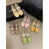 Mary Jane 2025 con Falda Estilo Noche Slip-On Zapatos de Abuelita Escarchados Correa con Hebilla de una Línea Tacón Grueso Tacón Bajo Flats para Mujer
