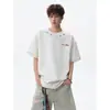 Camiseta de Algodão com Seda de Gelo Pesada 250g Lavada com Areia Bordada Estilo Verão 2026 para Jovens com Toque de Luxo Manga Curta
