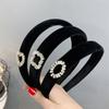 B306 Diadema de Corazón Hueco con Circonita Diadema Simple de Lana Negra Diadema Elegante Accesorio para el Cabello de Hada Celebridad de Internet
