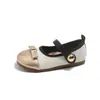 Sapatos de Couro Femininos Estilo Coreano 2026 Novo Modelo de Primavera Sapatos de Princesa Estilo Chanel para Crianças Mocassins para Bebês Sapatos Individuais Comércio Exterior