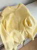 Altamente recomendado! Camisa de Linho Amarelo Claro Iluminadora para Mulheres, Novo Estilo de Verão, Inspirada em Dopamina, Confortável, Versátil, Camisa com Proteção Solar