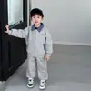 Conjunto de Sudadera para Niños Primavera y Otoño Estilo Coreano Ropa Deportiva Guapa para Niños Conjunto de Dos Piezas Ropa Casual Traviesa y Fresca para Niños Pequeños