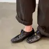 Primer Encuentro con los Zapatos de Moda Versátiles de Tacón Bajo con Diseño Plisado de Punta Cuadrada de la Temporada con un Toque de Lujo y Estilo Old Money para Mujer