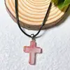 Colgante de cruz de cristal natural transfronterizo moda europea y americana comercio exterior accesorios de joyería diy cuerda de cuero cadena para la clavícula venta al por mayor